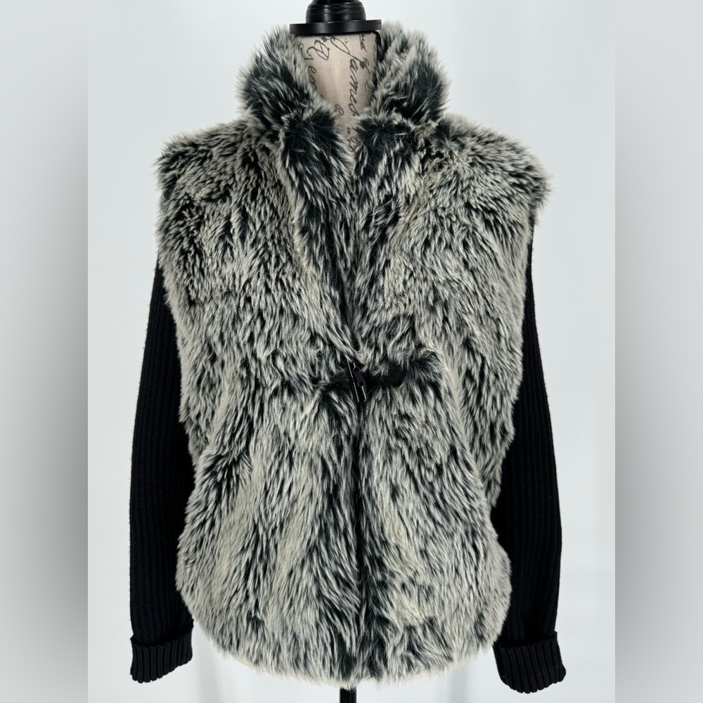 Montana Co Fox Fur Jacket with Ribbed Wool Sleeves‎